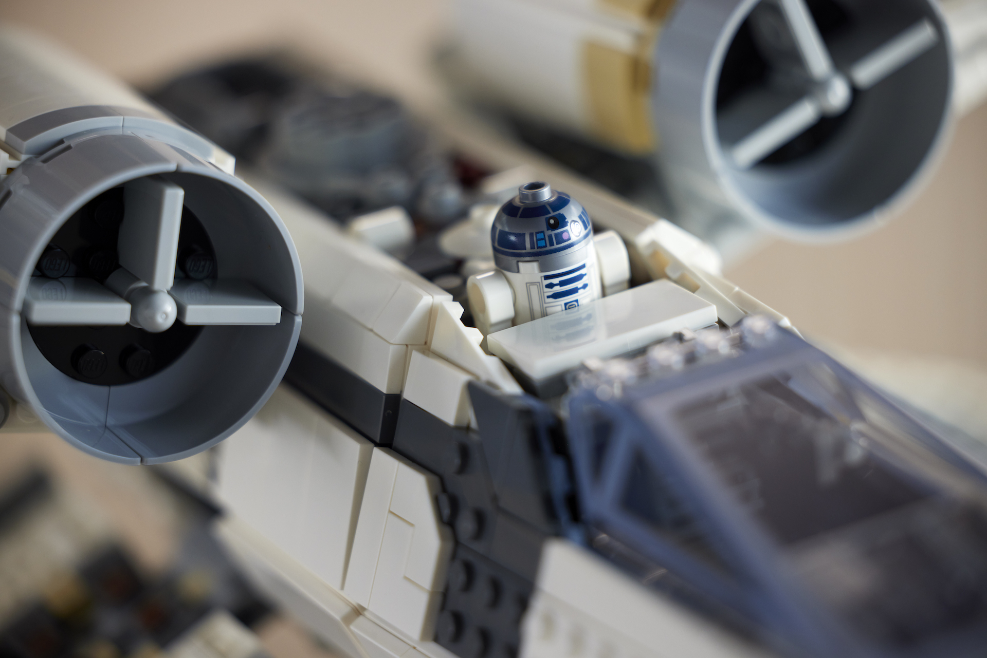 LEGO Star Wars 75355 Ala X Starfighter 15