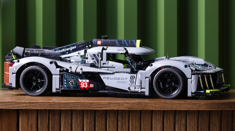 LEGO Technic 42156 Peugeot 9X8 24H Le Mans Hybrid Hypercar featured 2