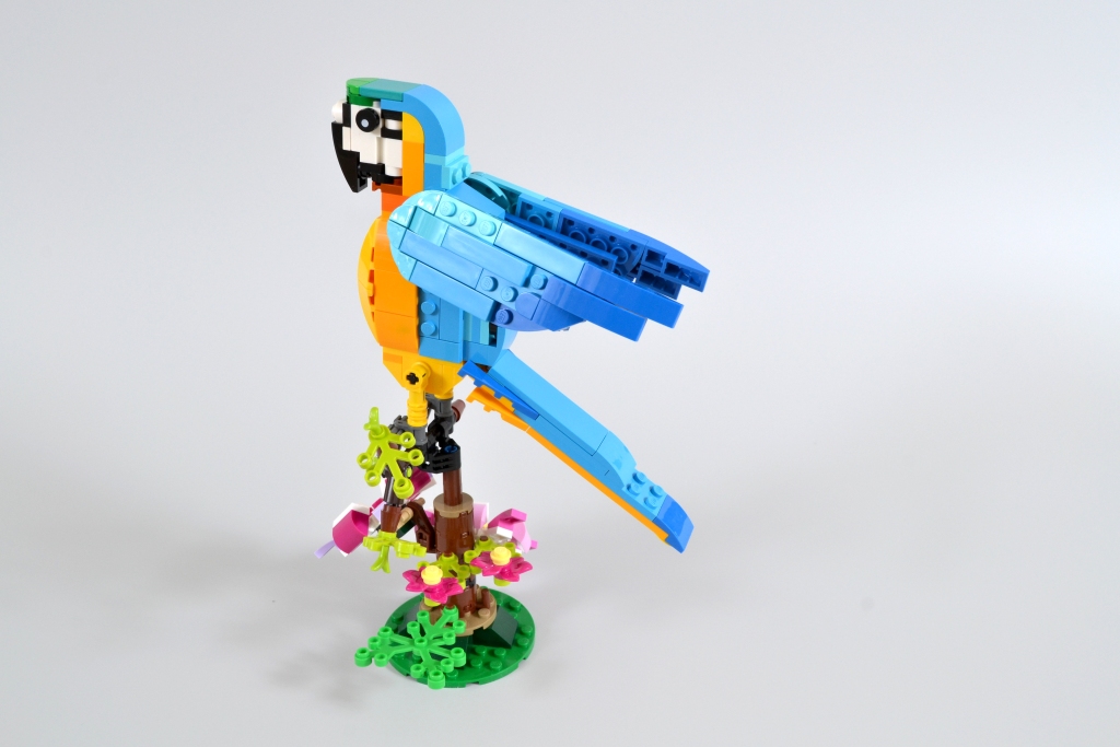 Exotic Parrot 31136, Creator 3-in-1