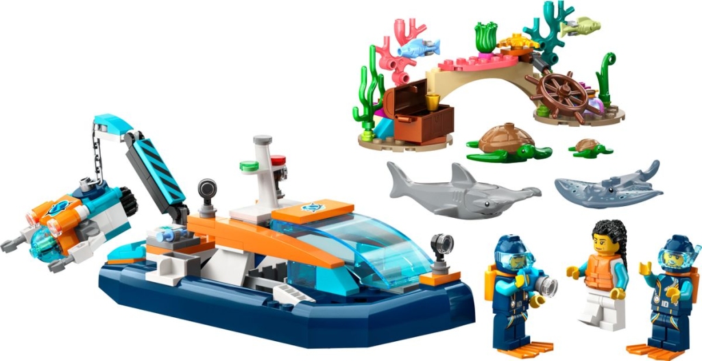 LEGO City 60377 Seaforesting Boat 2
