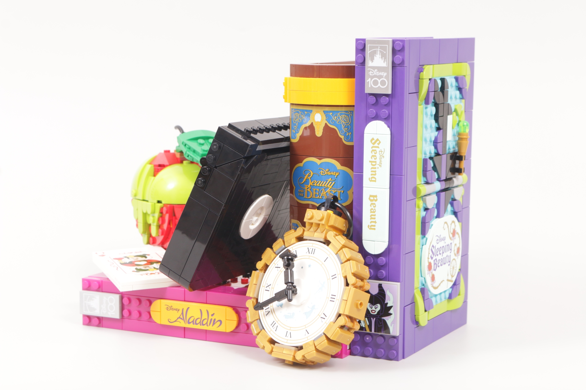 LEGO Disney 100 43227 Villain Icons review and gallery