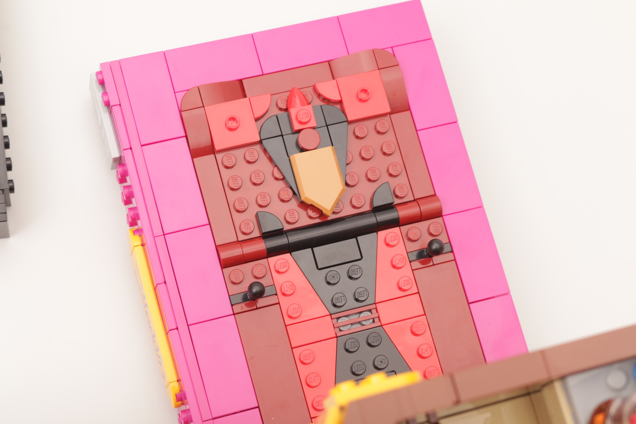 LEGO Disney 100 43227 Villain Icons review and gallery