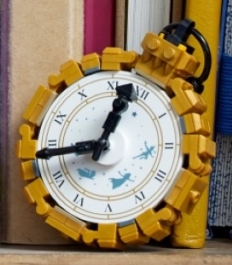 LEGO Disney 43227 villain icons Clock