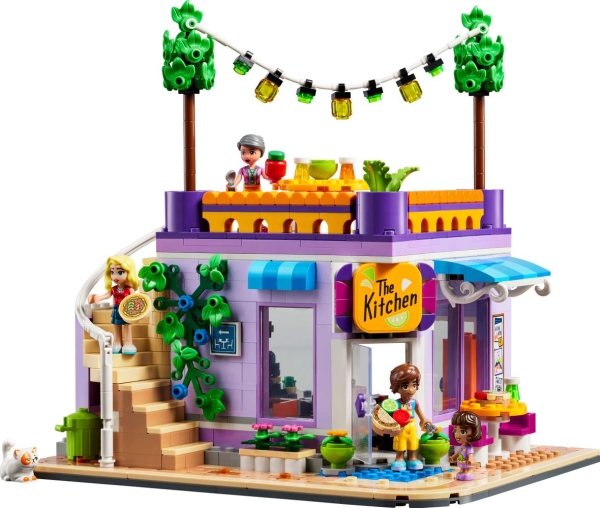 Combining two LEGO Friends sets offers impressive results