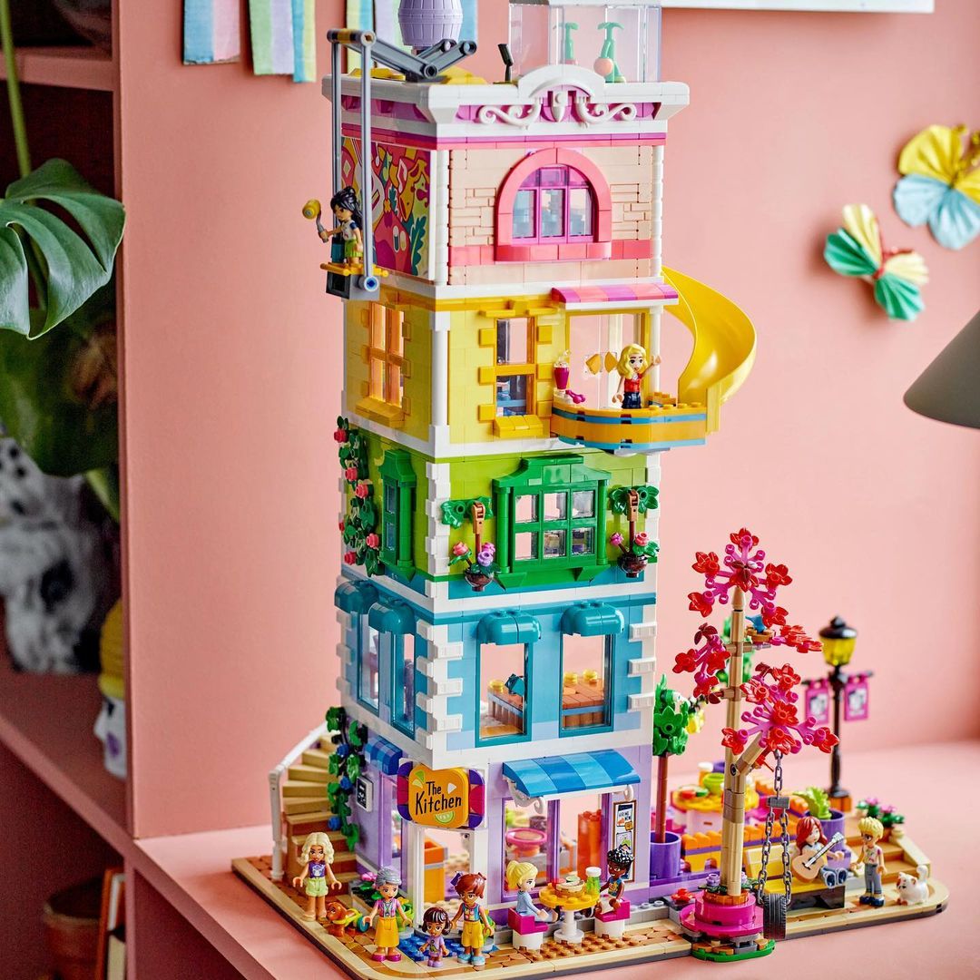 Combining two LEGO Friends sets offers impressive results