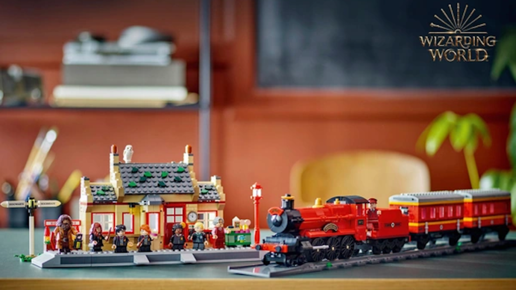 The Hogwarts Express is now LEGO Harry Potter’s Landspeeder