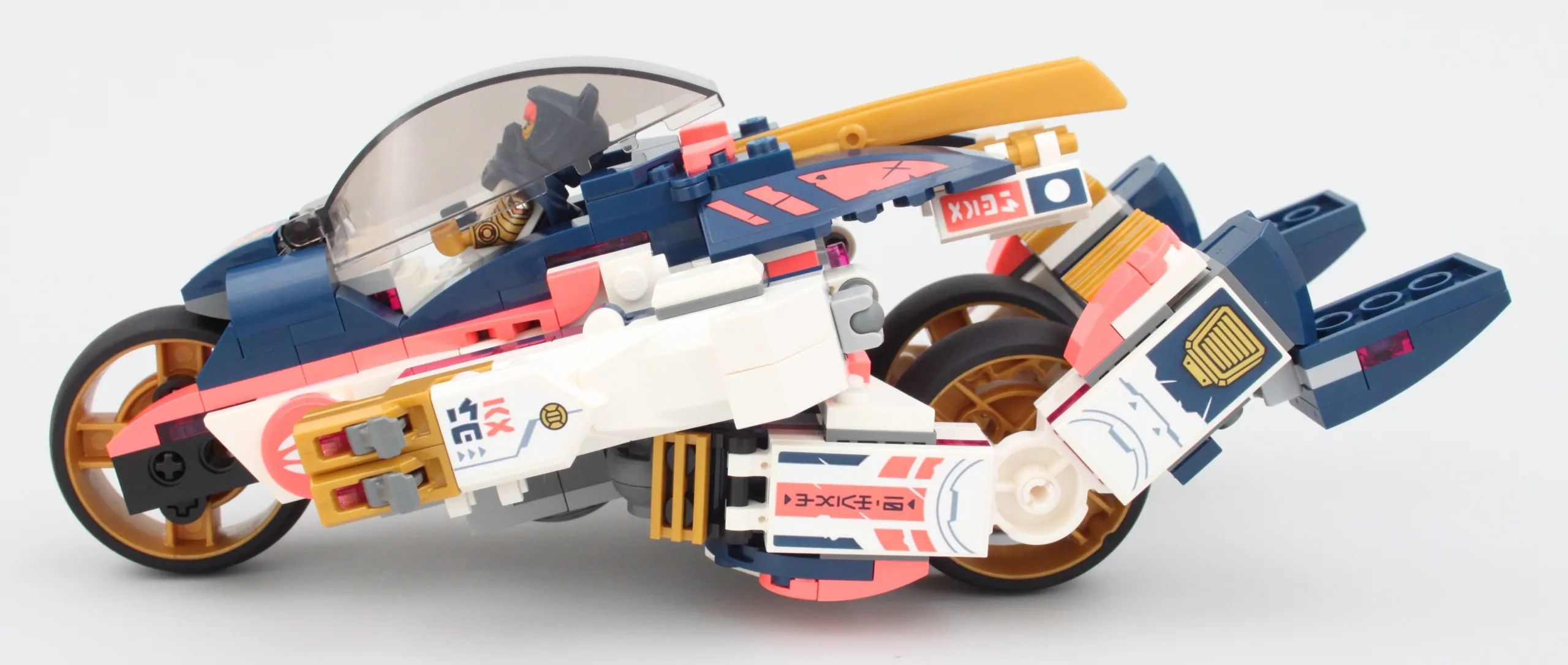 LEGO 71792 Sora's Transforming Mech Bike Racer review