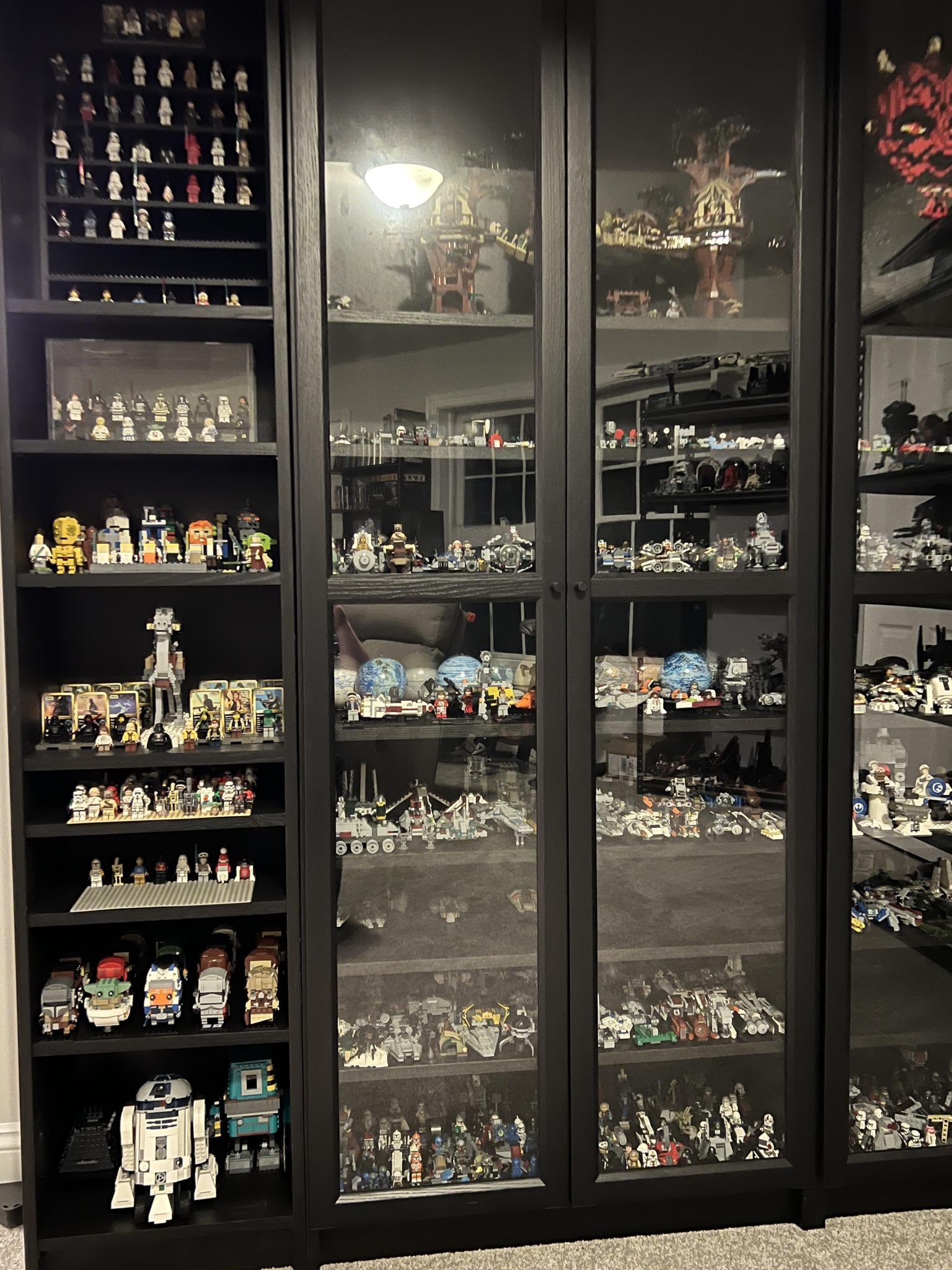 This is what a complete LEGO Star Wars collection looks like