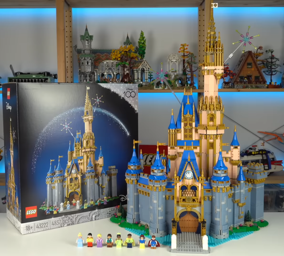 LEGO's Disney Castle Building Experience Review - Parade