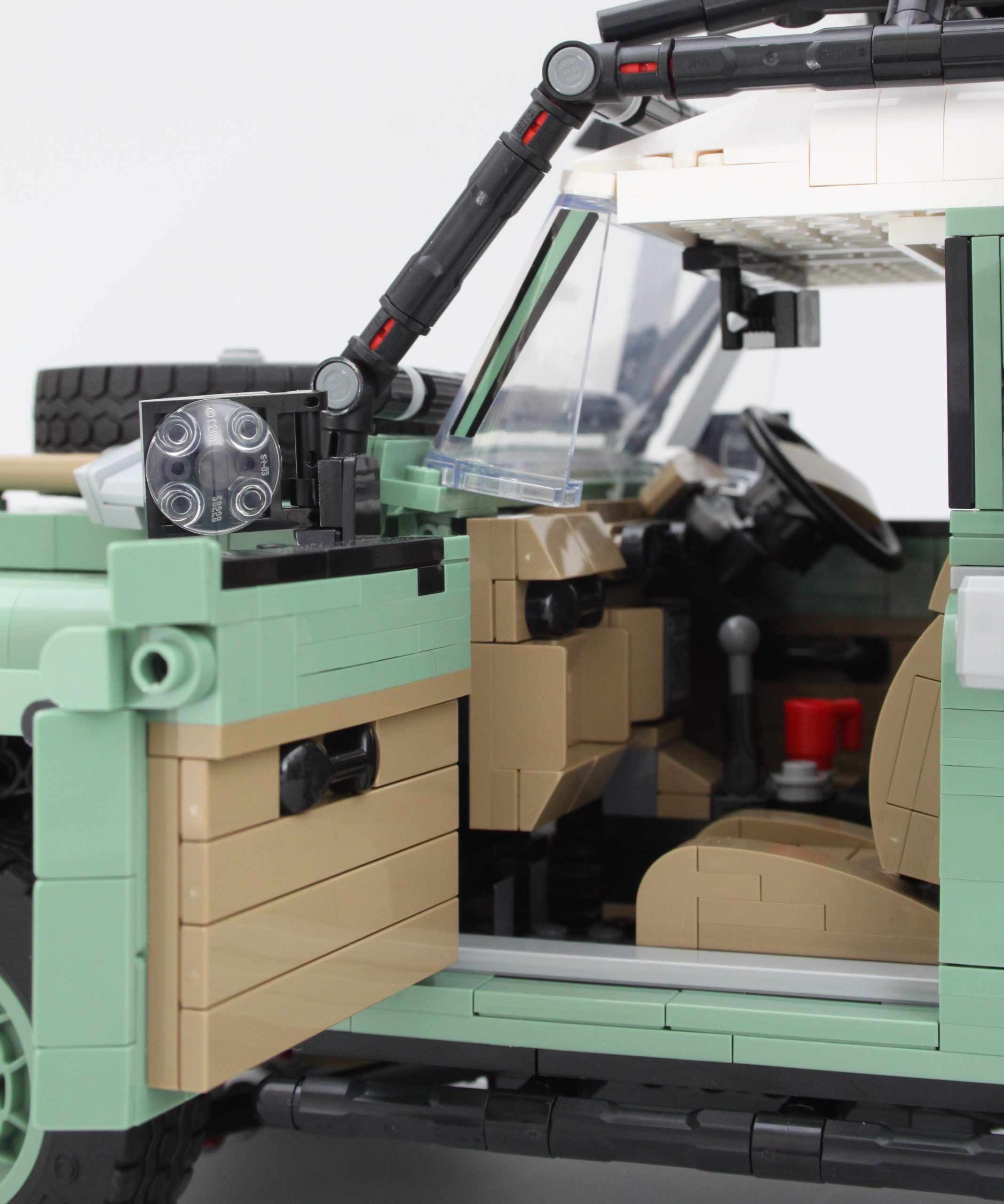 LEGO ICONS 10317 Land Rover Classic Defender 90 review 28 scaled