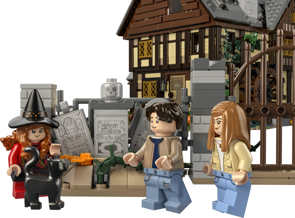 LEGO Ideas 21341 Hocus Pocus – Inhalt des Sanderson Sisters Cottage 1 1024x757