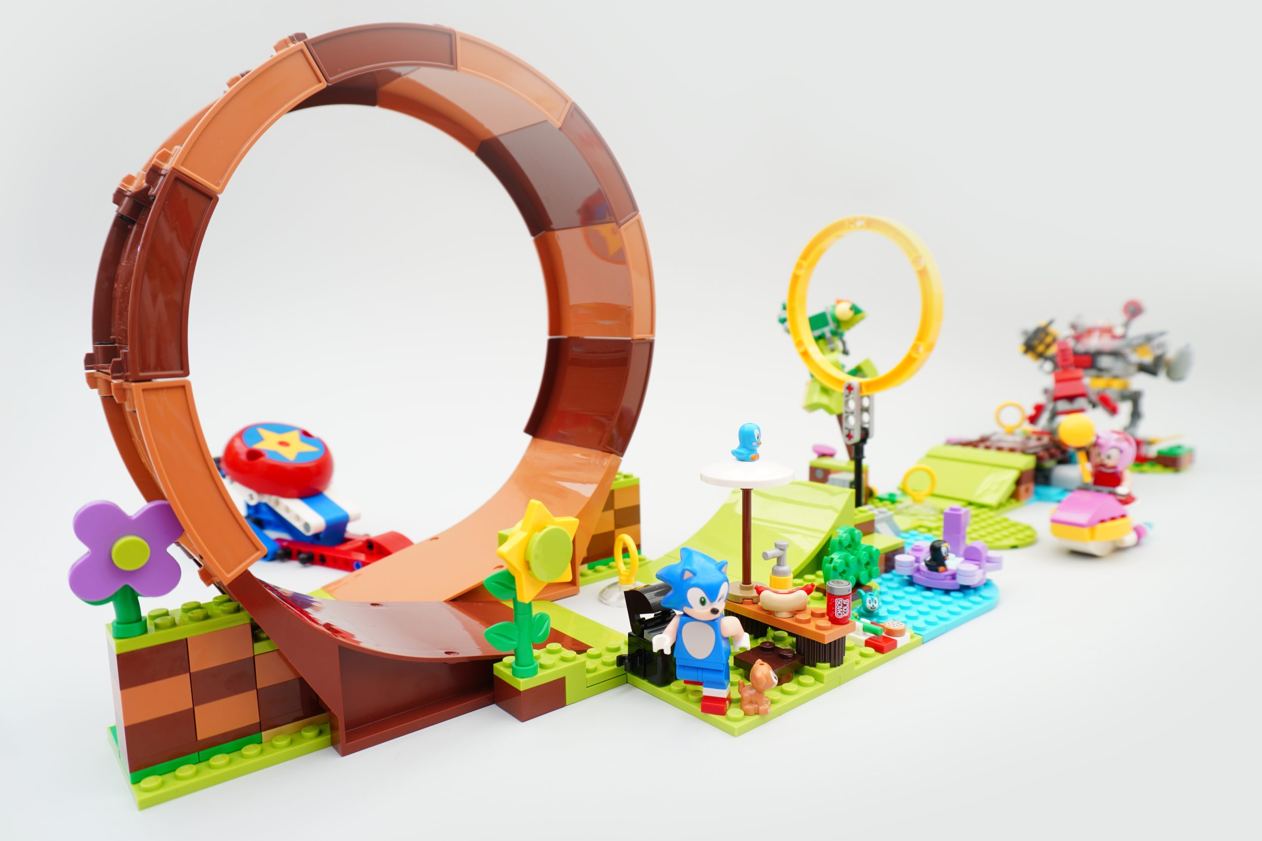 LEGO® 76994 Sonic's Green Hill Zone Loop Challenge – Monkey Fish Toys