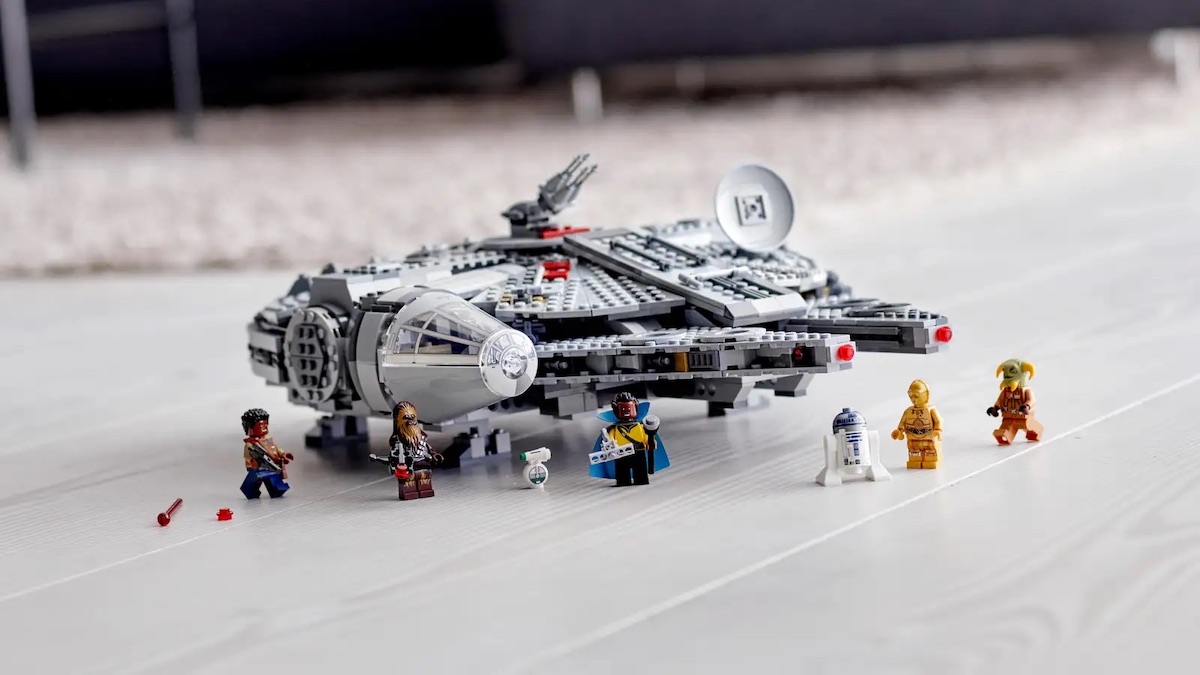 LEGO Star Wars 75257 Millennium Falcon