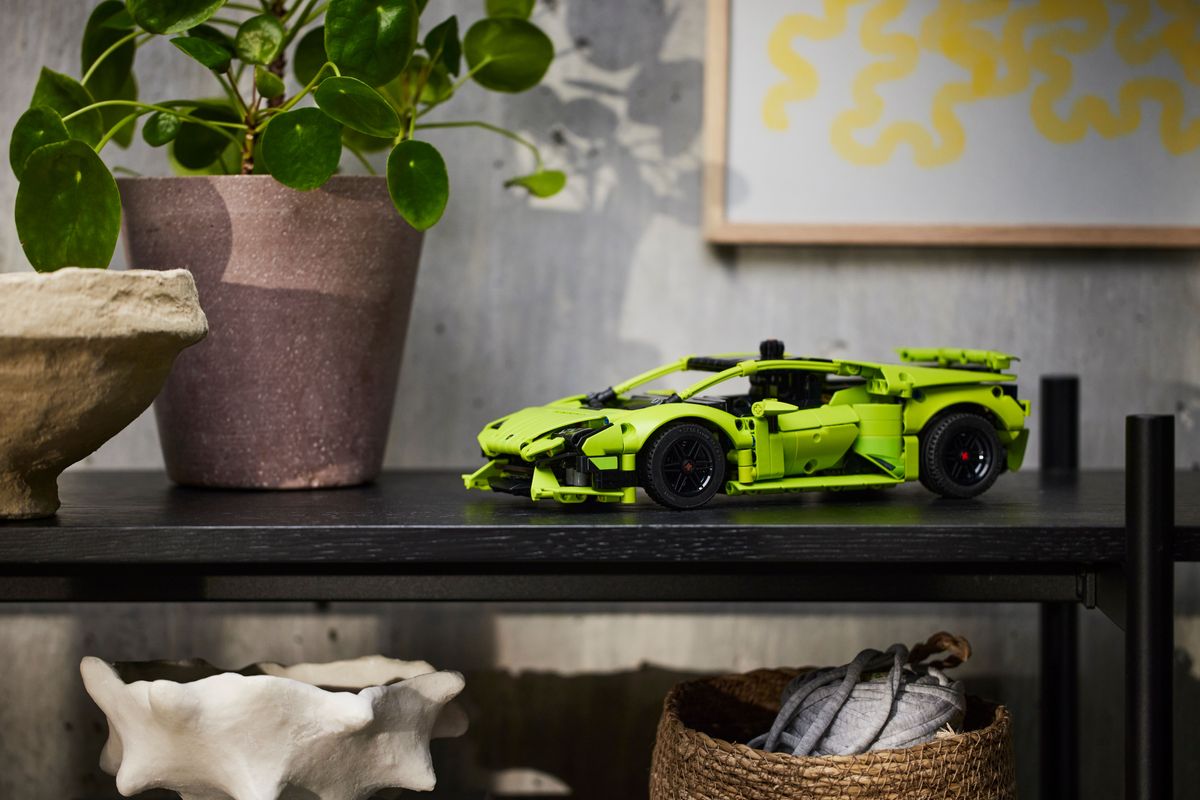 Two new LEGO Technic 2023 sets revealed – Lamborghini, Audi