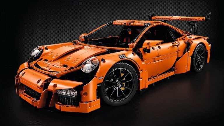 une-nouvelle-supercar-lego-technic-l-chelle-1-8-serait-pr-vue-pour-2026