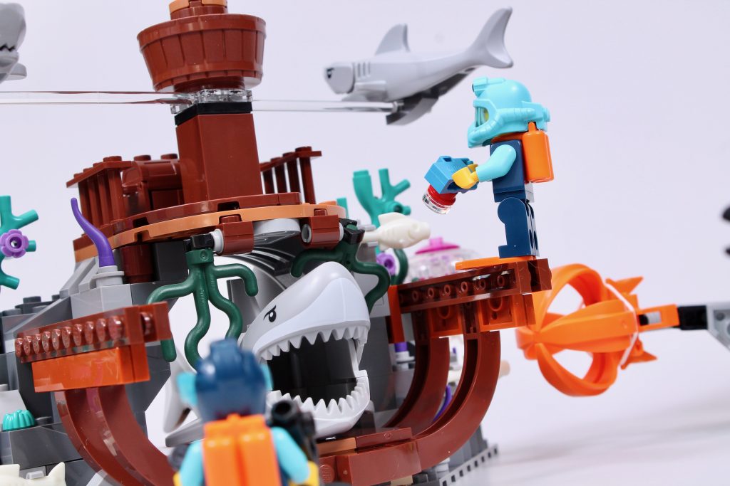 LEGO City 60379 Deep Sea Explorer Submarine review 3 1024x683