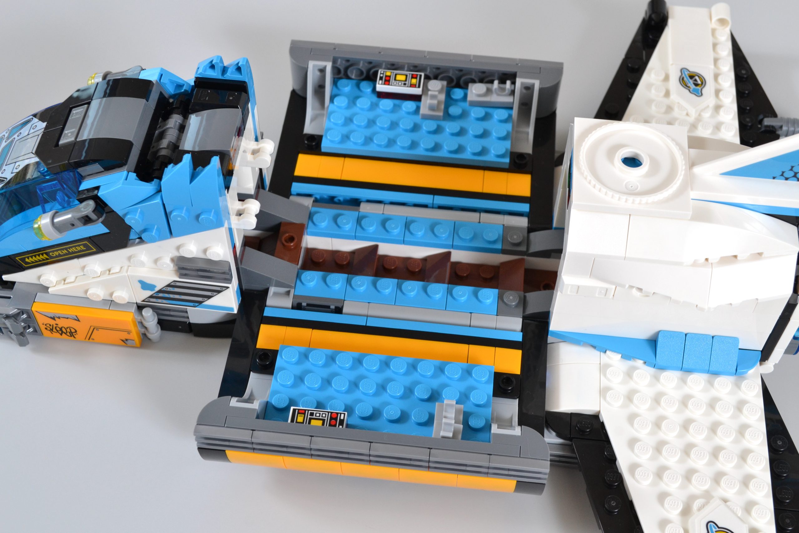 LEGO DREAMZzz 71460 Mr. Oz’s Spacebus review