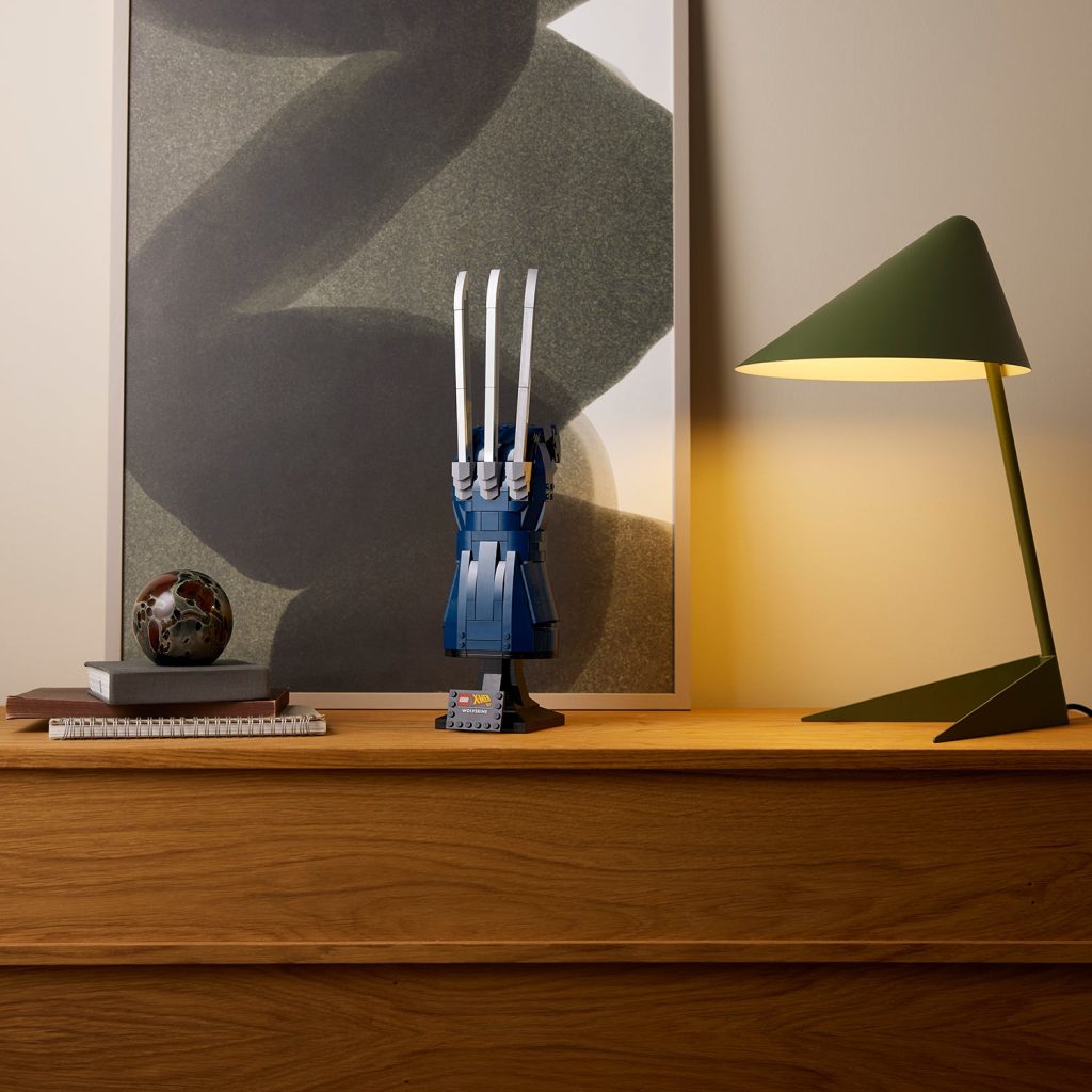 LEGO Marvel 76250 Wolverines Adamantium Claws 5 1024x1024