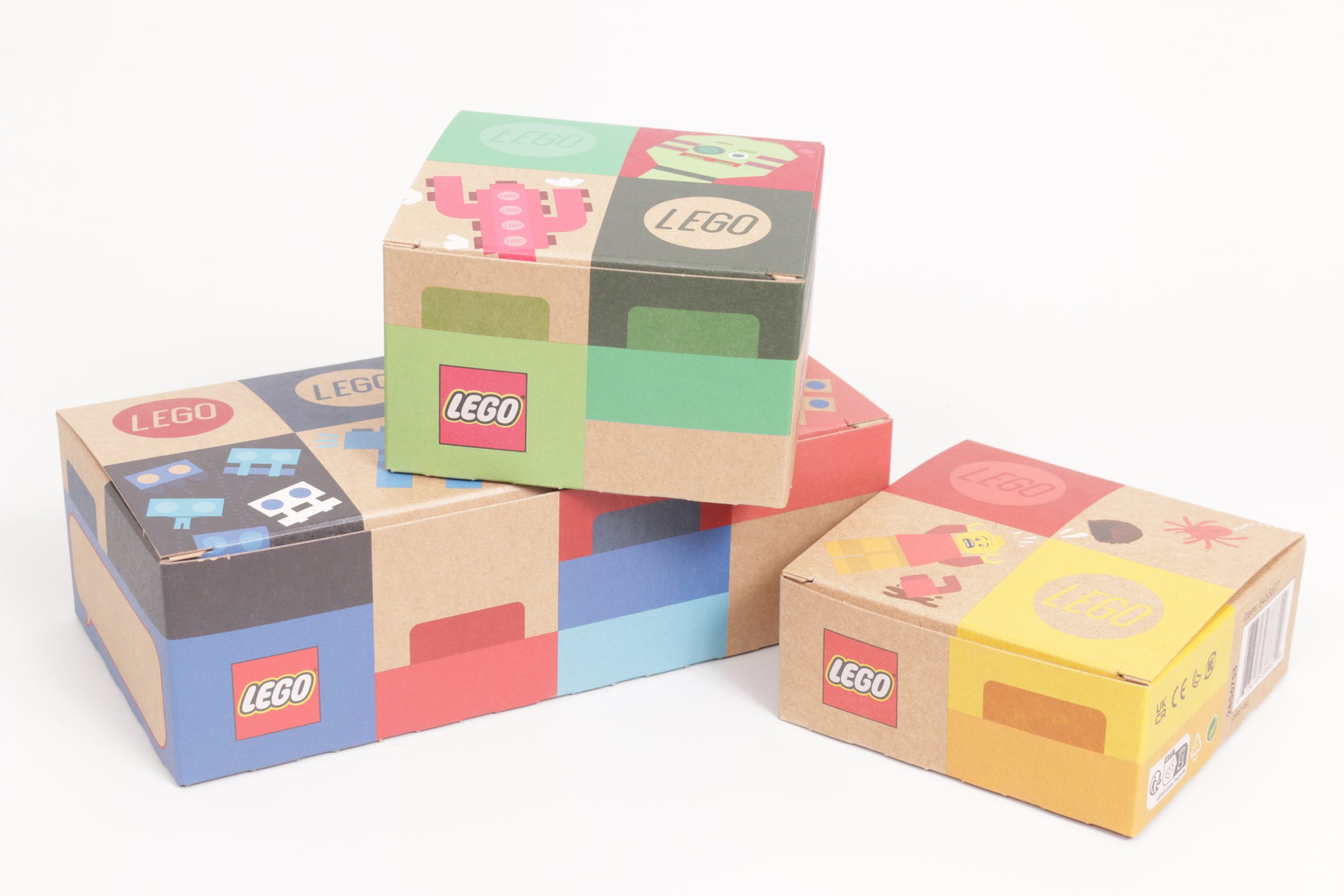 create the design of the packaging of your lego box