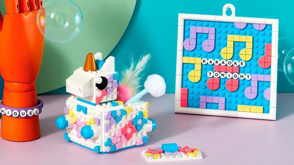 lego dots 41962 unicorn creative family pack lifestyle featured 1024x576
