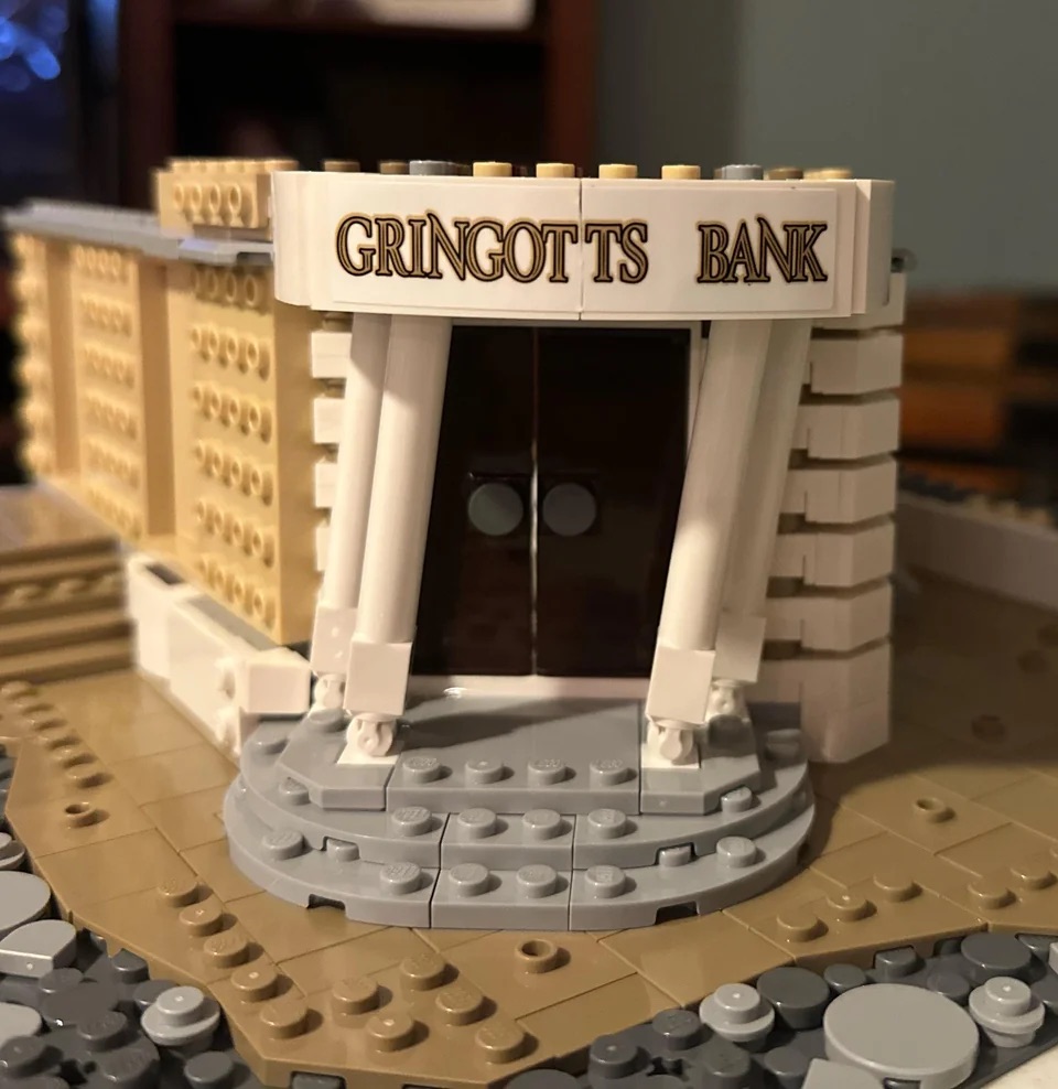uPretty Jelly1602 Gringotts Bank Sticker Fix