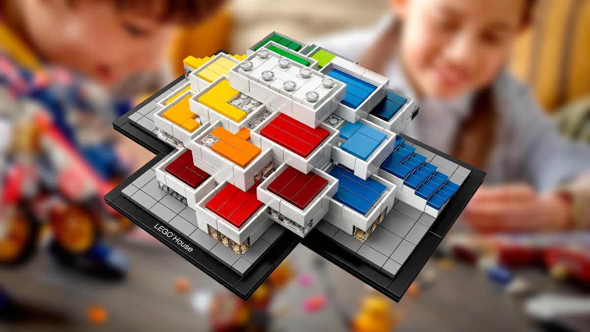 21037 LEGO House makes a surprise return to the online store