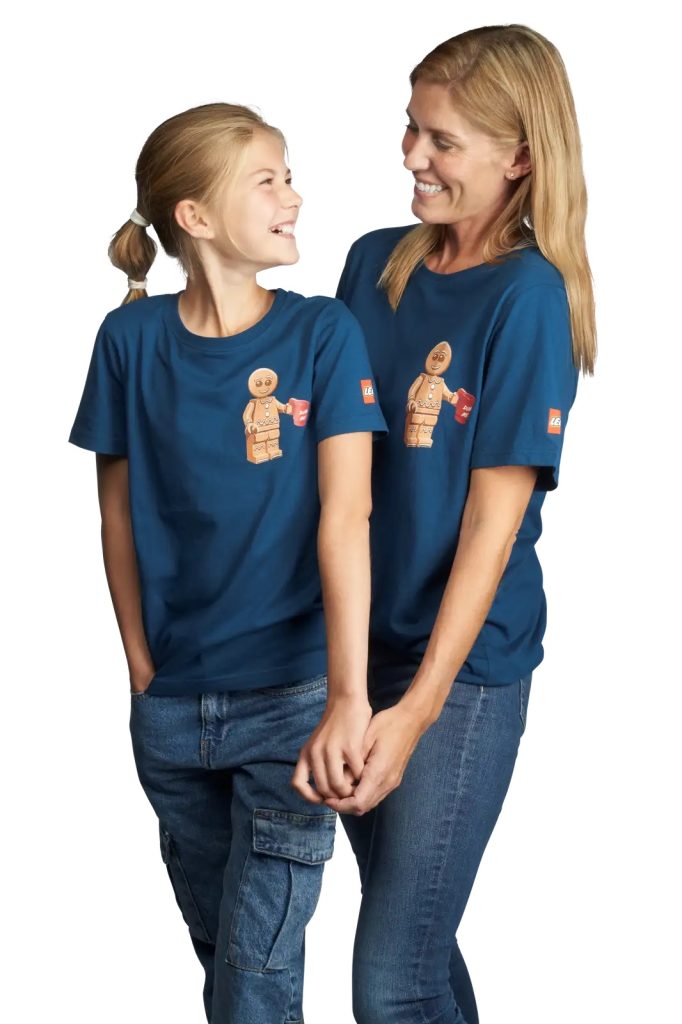 LEGO 5008218 Gingerbread Man T Shirt Lifestyle 2 682x1024
