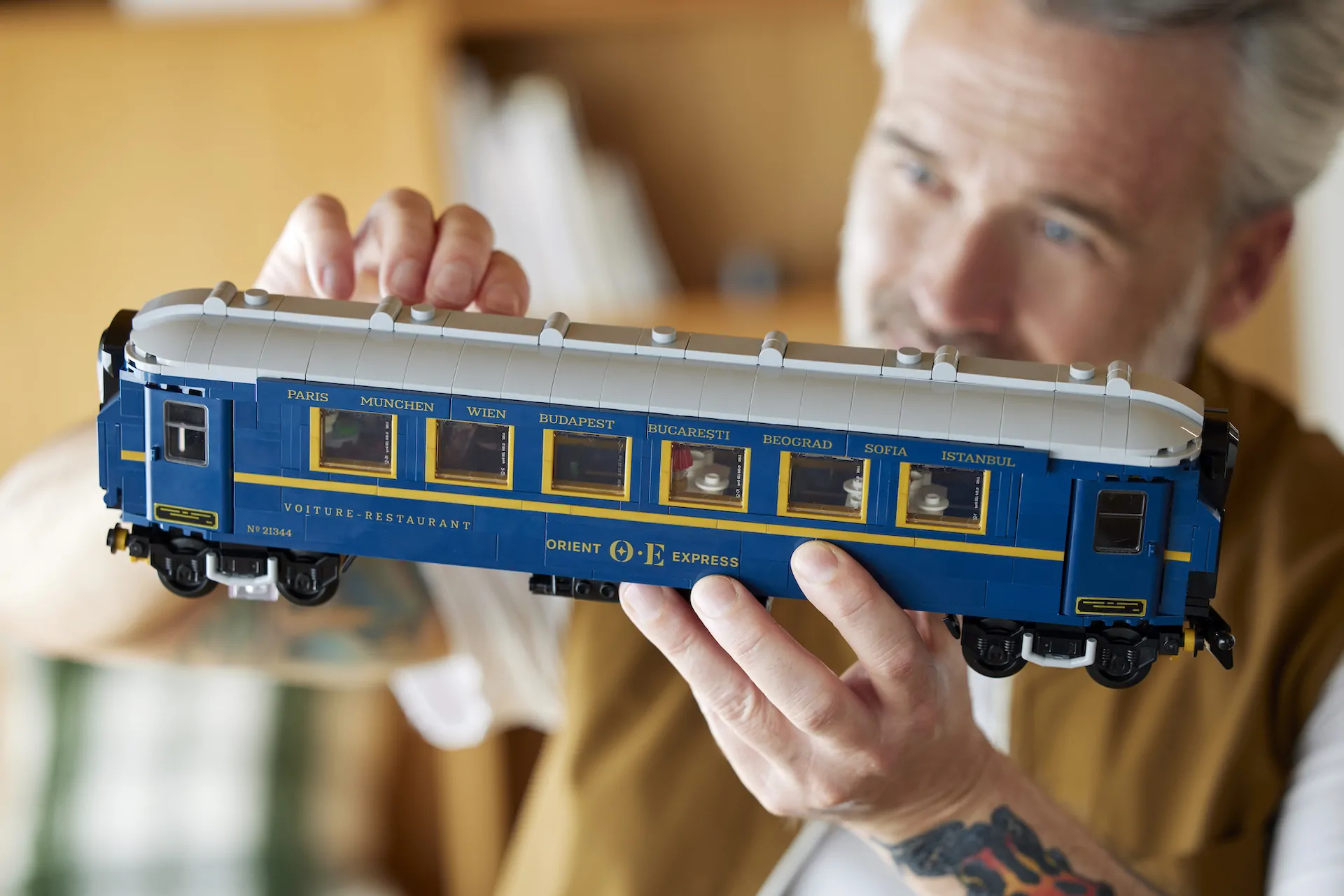 Comparing LEGO Orient Express Train to the original design