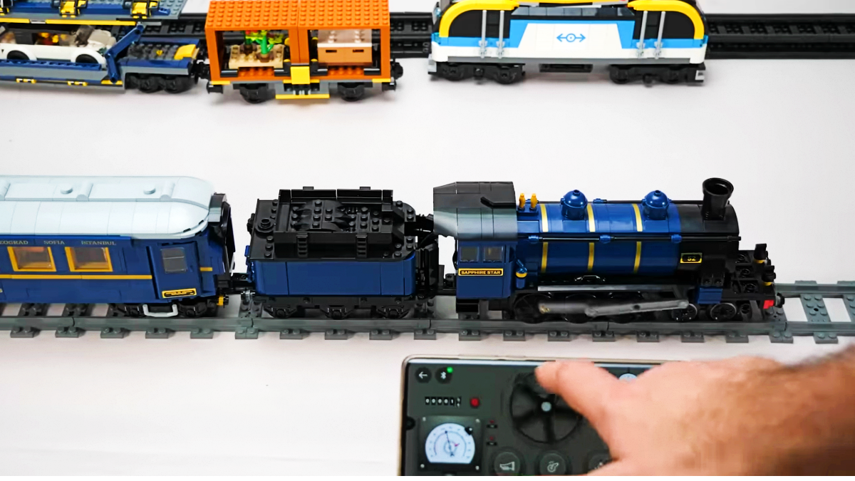 Good news: the LEGO Orient Express can be motorised after all