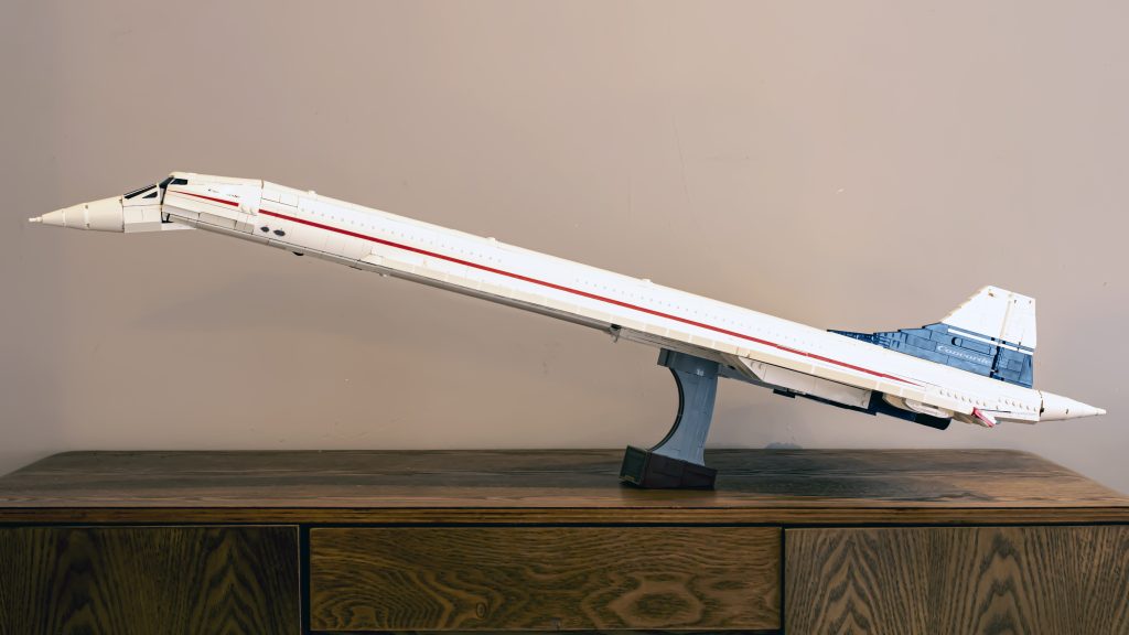 Build a Concorde of Your Very Own With This 2,083-Piece Lego Set