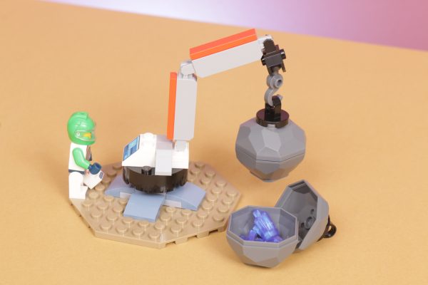 LEGO 60429 City Spaceship and Asteroid Discovery Toy Building Set, Gift for Kids Ages 4 Years Old and Up who Love Pretend Play, Includes 2 Space Crew Minifigures, Alien, Crystals, and Crane Toy main image 0