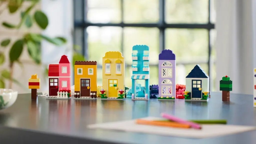LEGO Classic 11035 Creative Houses lifestyle featured 1024x576