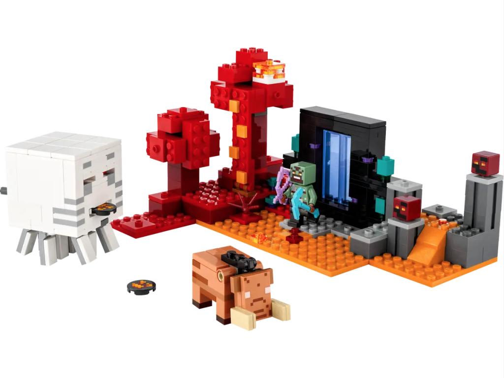 LEGO Minecraft 21255 The Nether Portal Ambush 1 1024x769