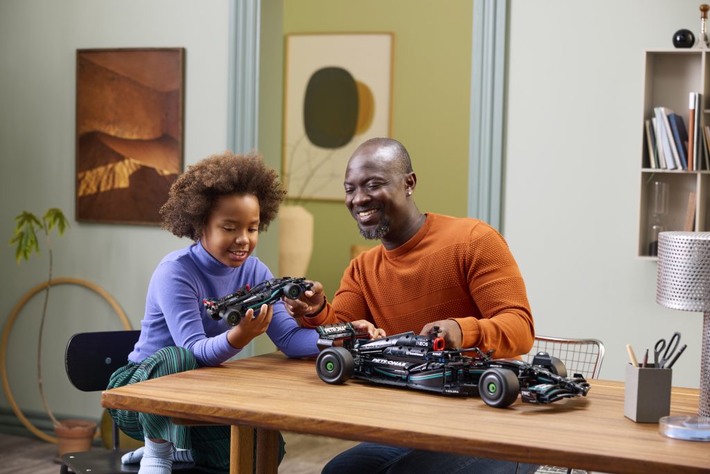 42171 Mercedes AMG F1 W14 E Performance 7 1024x683