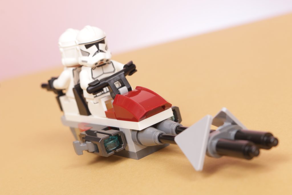 LEGO Star Wars 75372 Pack de Combat des Clone Troopers et Droïdes de  Combat, Jouet avec Speeder Bike et Figurine pas cher 