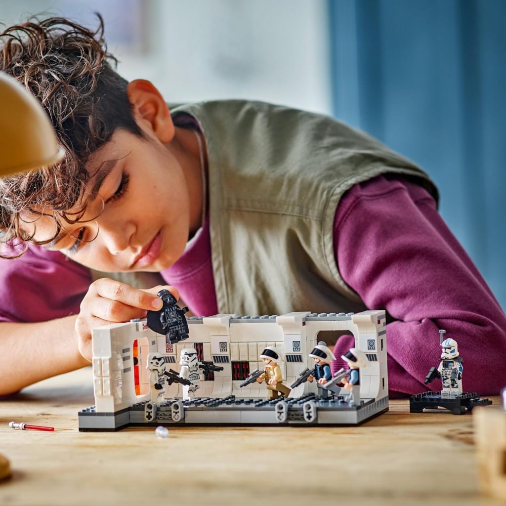 lego 75387 boarding the tantive IV lifestyle 1024x1024