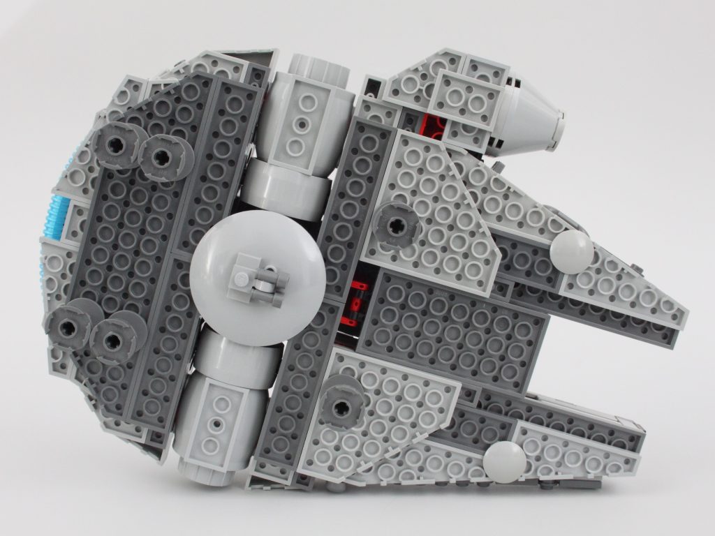 7778 Midi scale Millennium Falcon comparison 9 1024x768