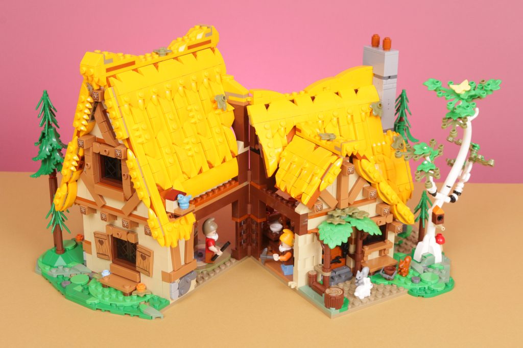 LEGO Disney 43242 Snow White and the Seven Dwarfs Cottage review 19 1024x683