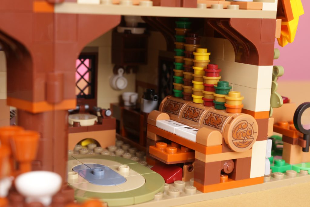 LEGO Disney 43242 Snow White and the Seven Dwarfs Cottage review 22 1024x683