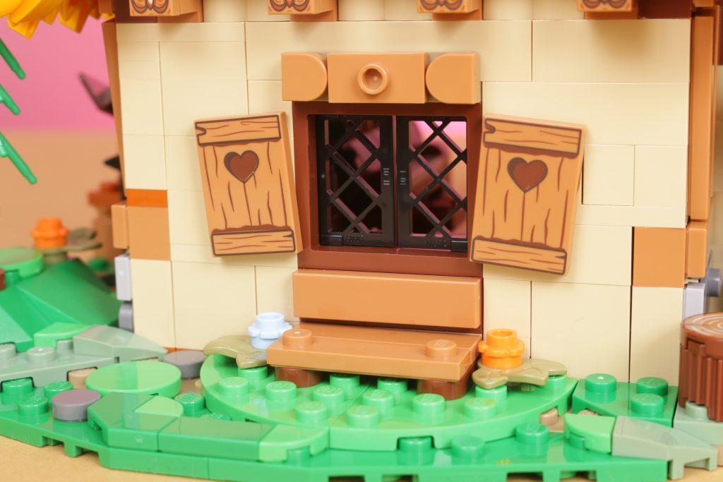 LEGO Disney 43242 Snow White and the Seven Dwarfs Cottage review 27 1024x683