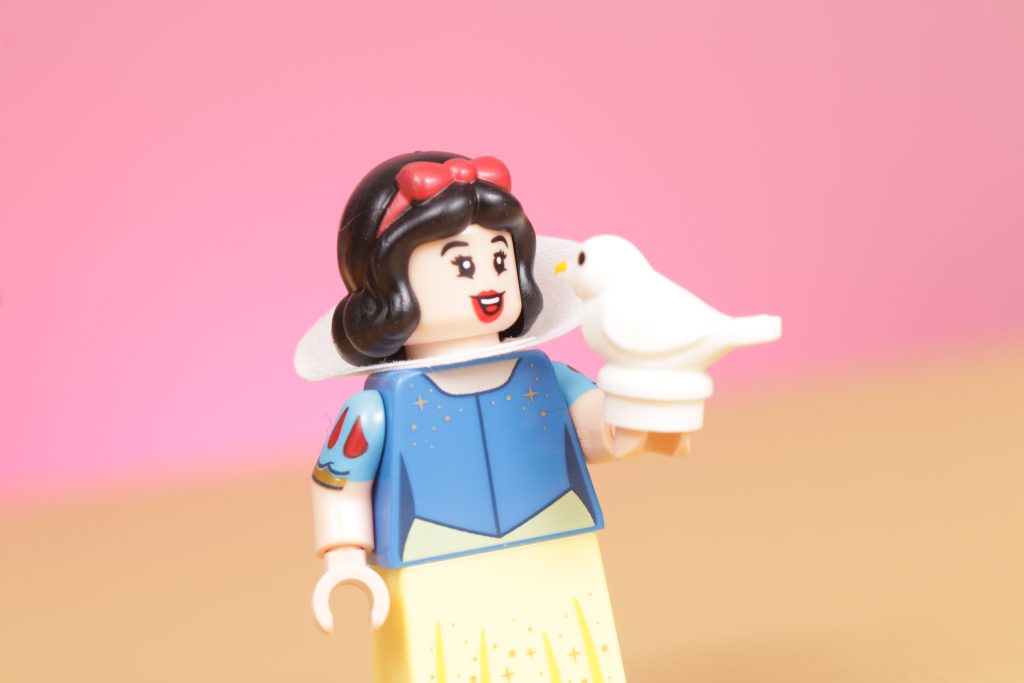 LEGO Disney 43242 Snow White and the Seven Dwarfs Cottage review 39 1024x683