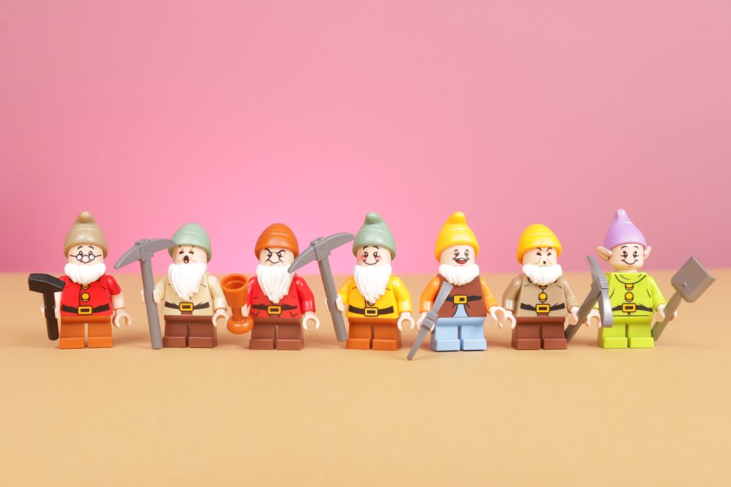 LEGO Disney 43242 Snow White and the Seven Dwarfs Cottage review 40 1024x683