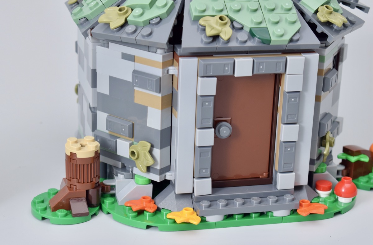 LEGO Harry Potter 76428 Hagrid's Hut: An Unexpected Visit review