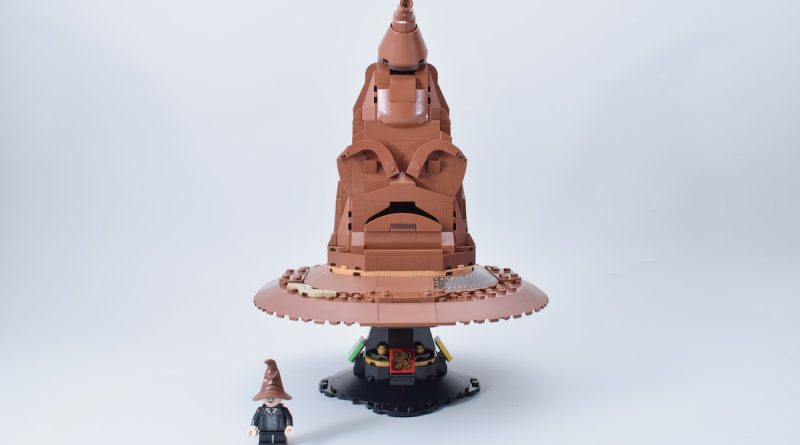 LEGO Harry Potter 76429 Talking Sorting Hat review featured