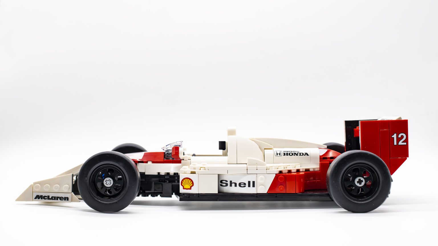 LEGO Icons 10330 McLaren MP4/4 & Ayrton Senna review