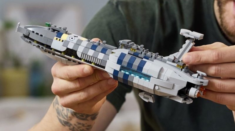 LEGO Star Wars 75377 Mano Invisible destacada 3