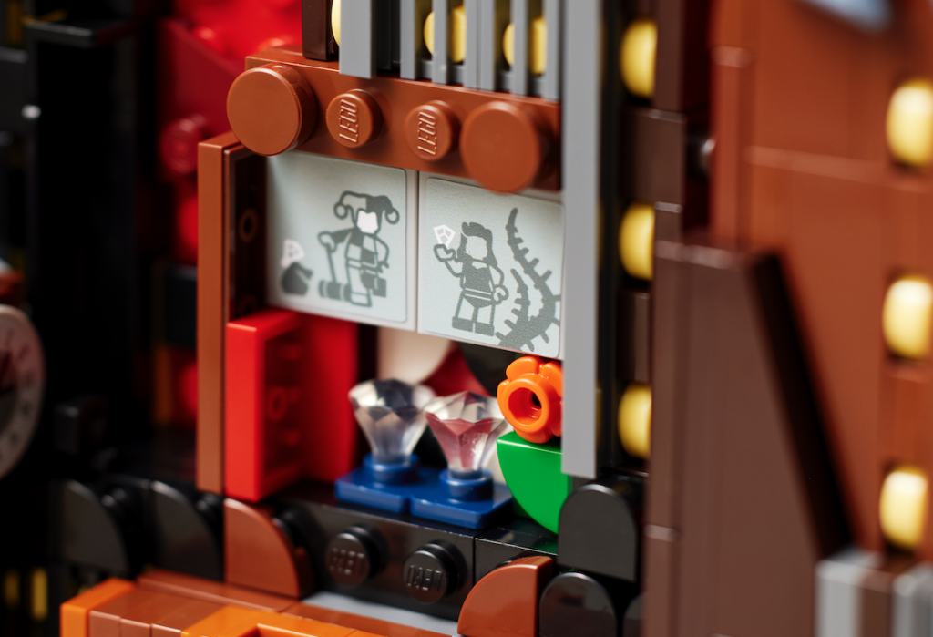 LEGO Batman 76271 Batman The Animated Series Gotham City 2 1024x699