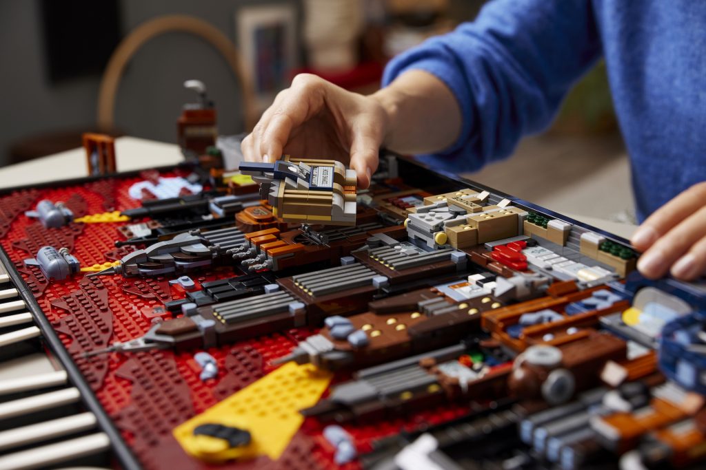 LEGO Batman 76271 Gotham City Skyline 17 1024x683