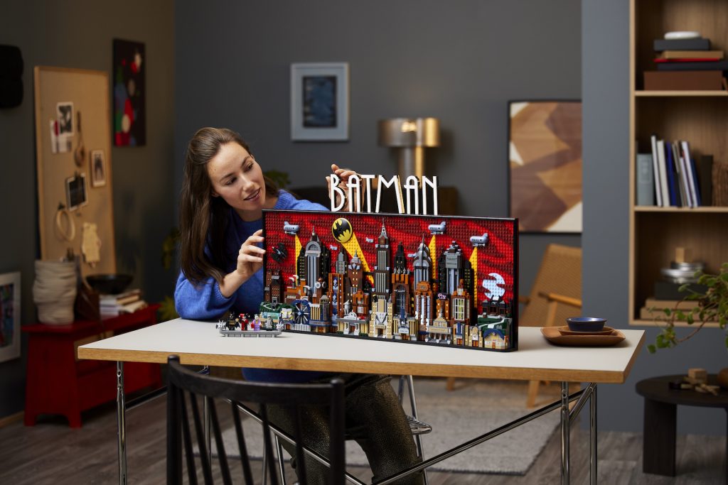 LEGO Batman 76271 Gotham City Skyline 25 1024x683