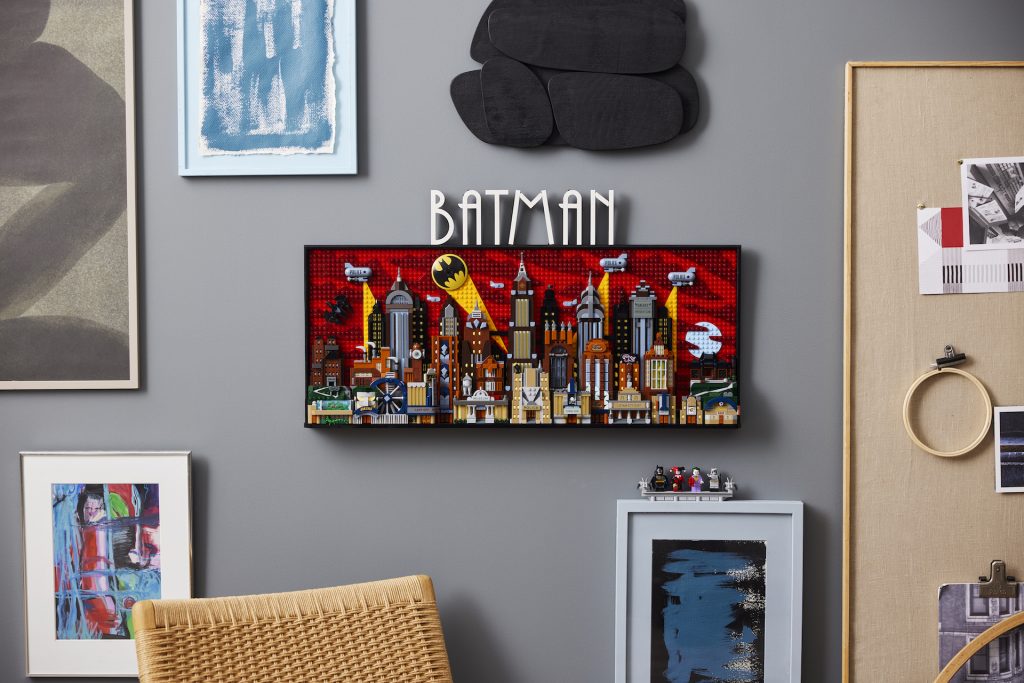 LEGO Batman 76271 Gotham City Skyline 27 1024x683